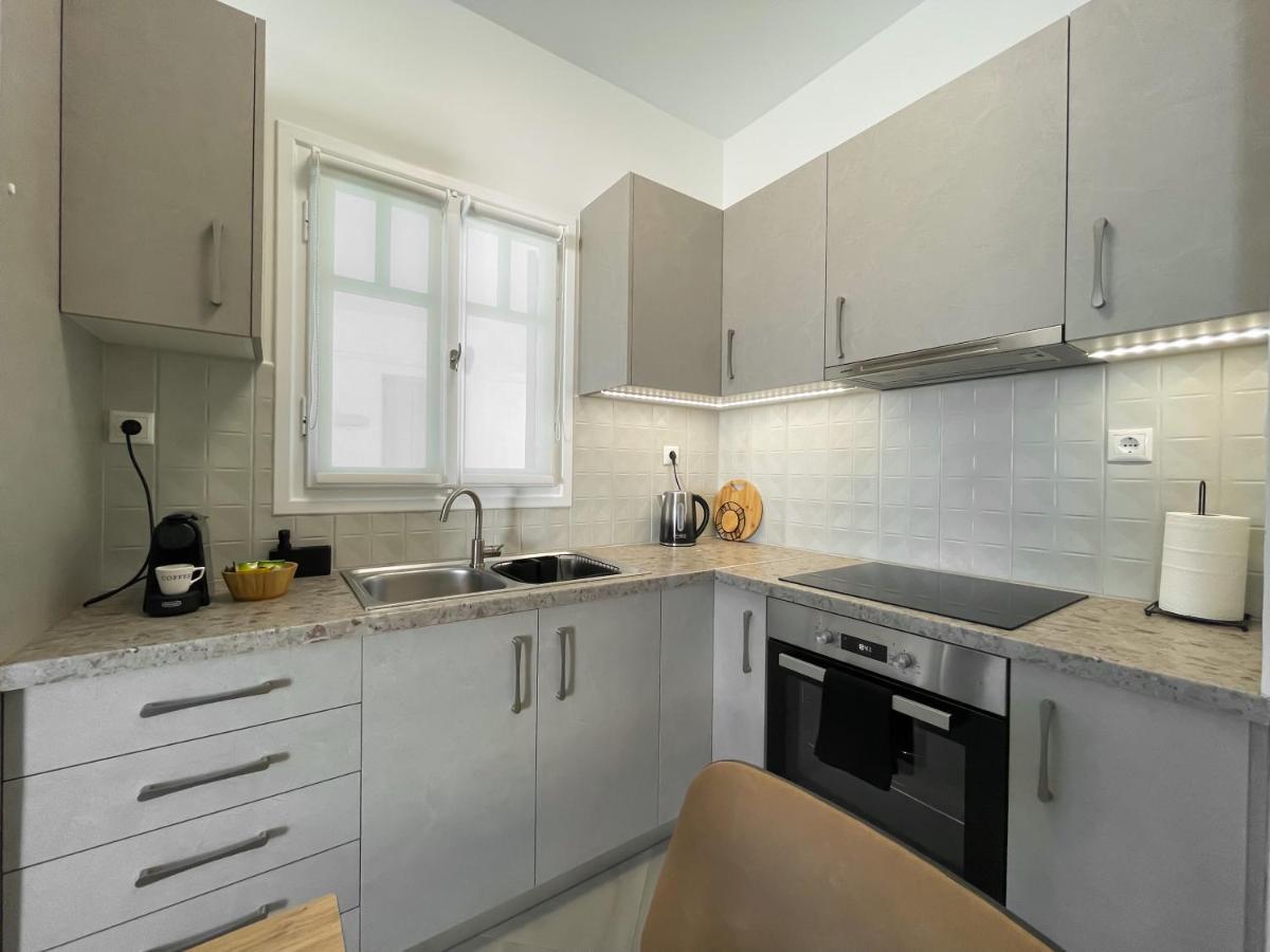 Just Live Apartment Triovasalos Ngoại thất bức ảnh